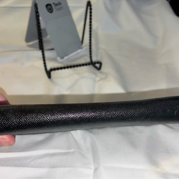 Tory Burch Black Saffiano Zip Wallet with Gold Logo Accent - Picture 2 of 9